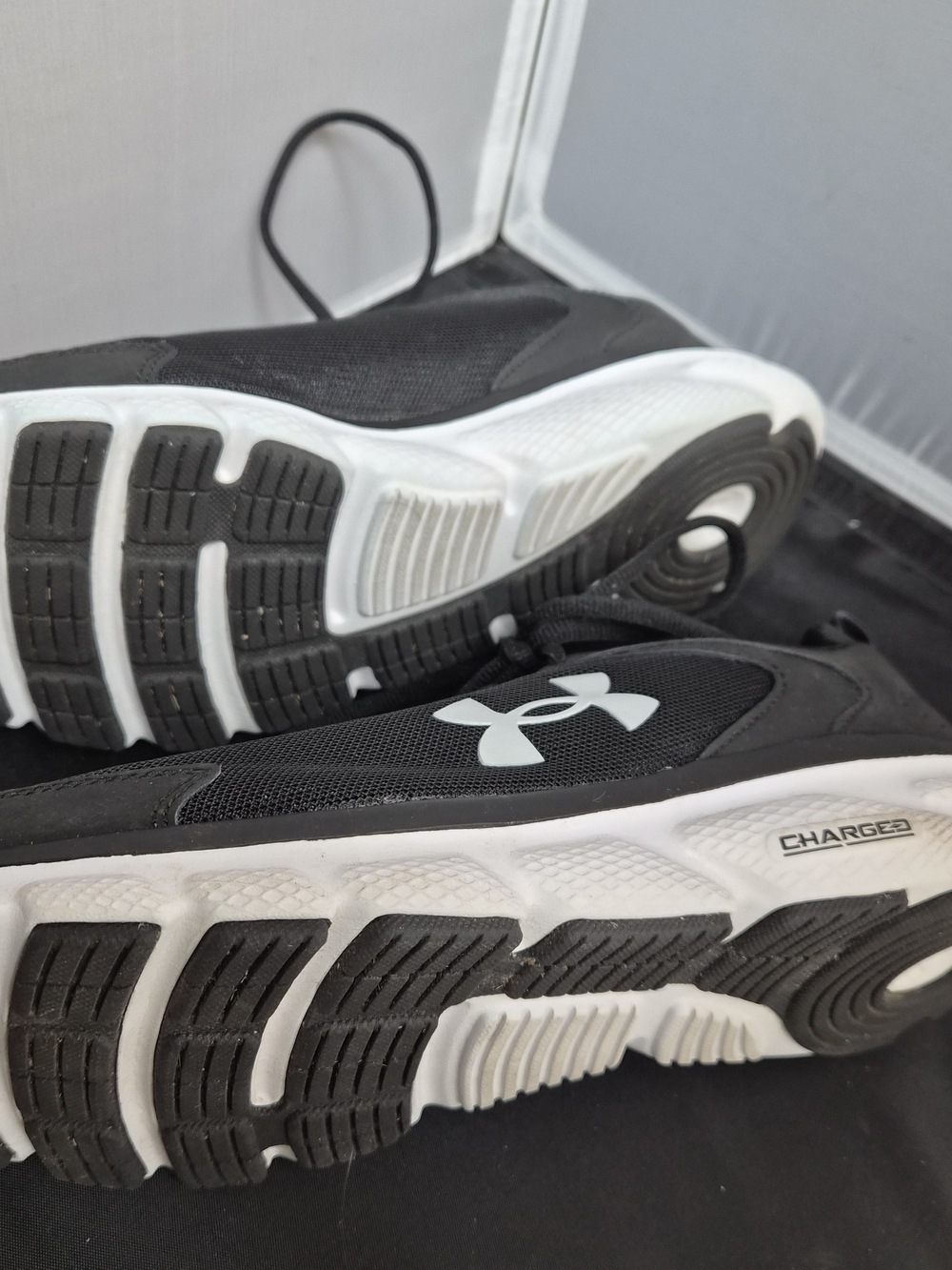 Under Armour Men's Charged Assert 9 Running Shoes Size 10 - Picture 6 of 7